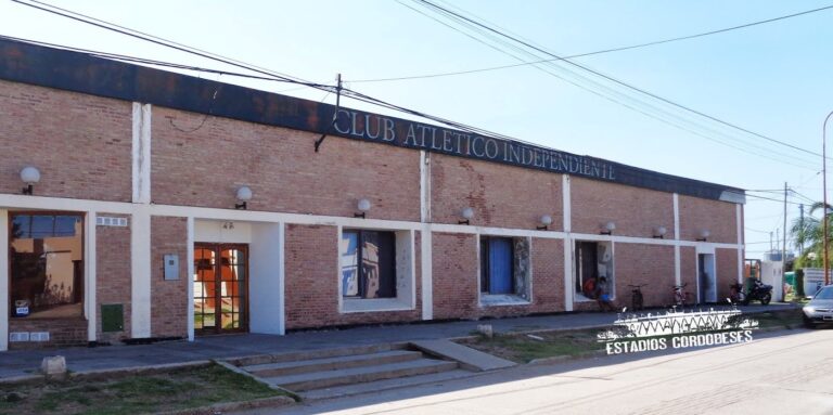 Independiente de Pueblo Italiano vive una crítica situación económica en plena pandemia.