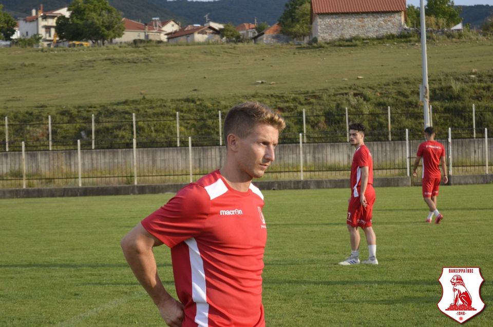 Mattea se sumó al Panserraikos F.C. de la Segunda División de Grecia.