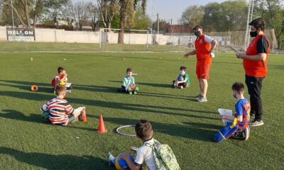 Las escuelitas de fútbol también comienzan a reactivar entrenamientos.