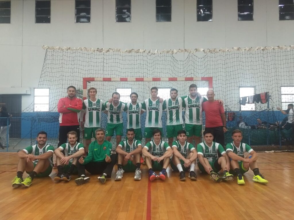 El equipo masculino de handball de la Universidad Nacional de Río Cuarto continúa a la expectativa para regresar a entrenar.