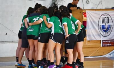 El equipo femenino de handball de la "Uni" espera el regreso a los entrenamientos para noviembre.