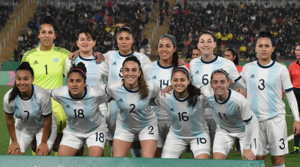 La selección femenina no parece tener prioridad en la mesa de decisiones de la AFA.