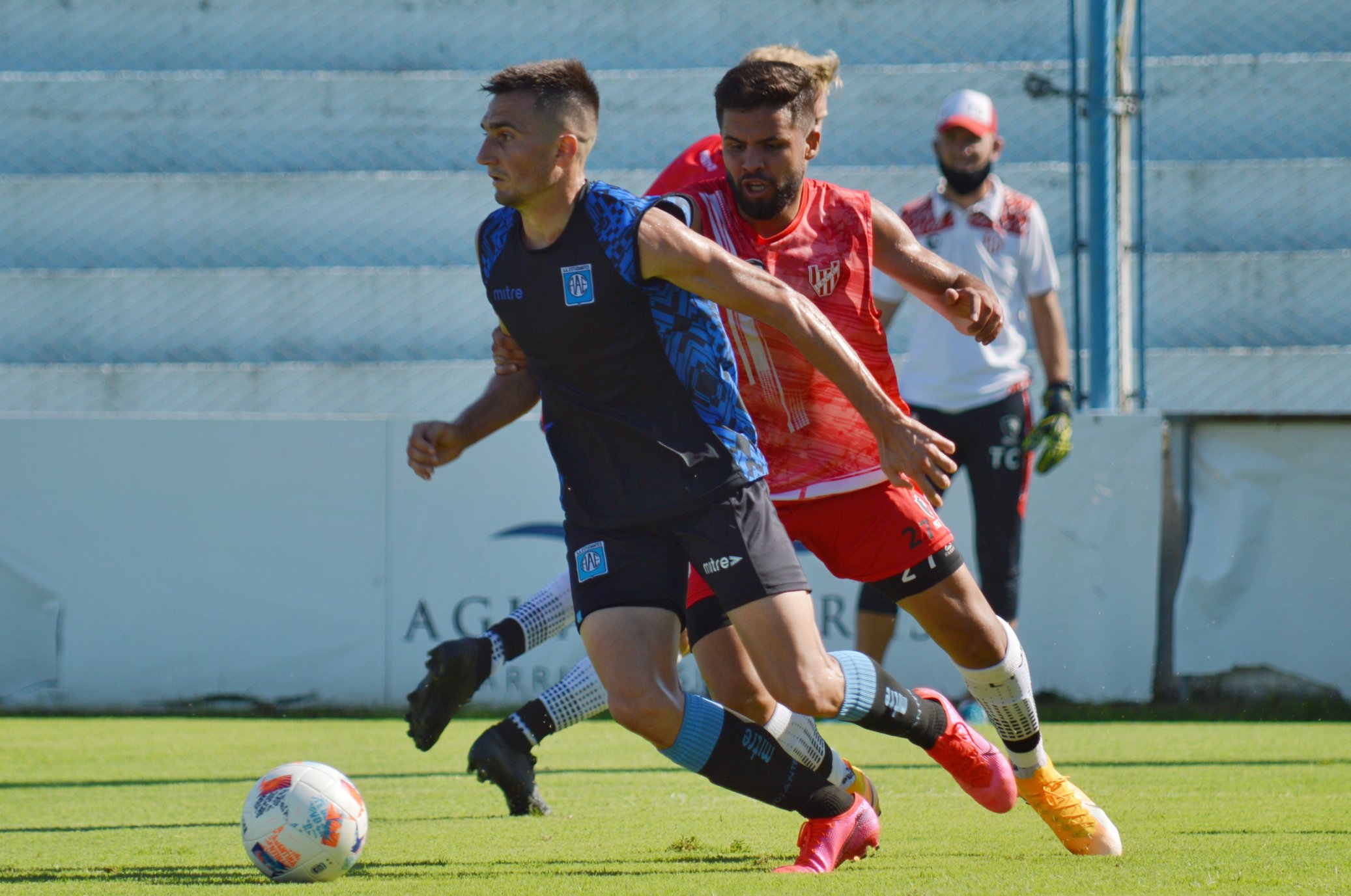 El “celeste” igualó 2 a 2 con Instituto de Córdoba en condición de local en un partido preparatorio que se disputó en la mañana de este viernes.