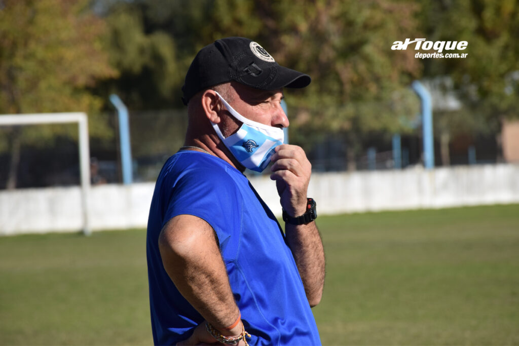 El entrenador del "patriota" habló luego del empate ante Estudiantes.