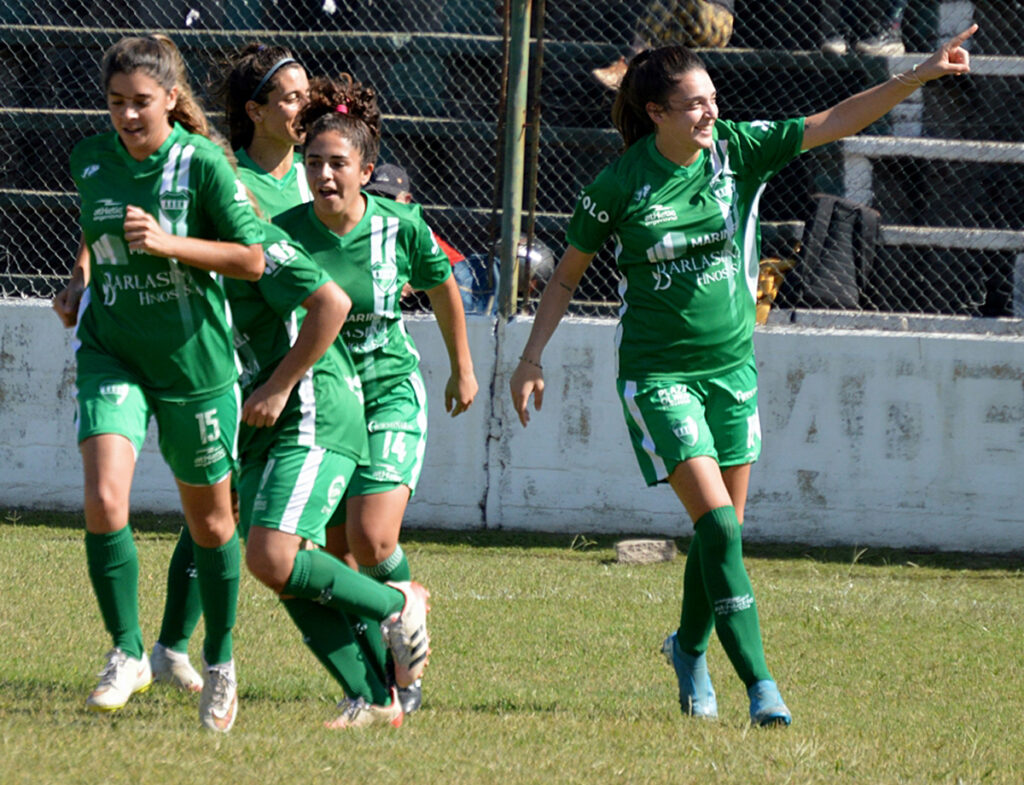 Marilyn Traghetta suma tres goles en su cuenta personal y, junto a Pilar Morero, son las máximas artilleras de las "lobas".