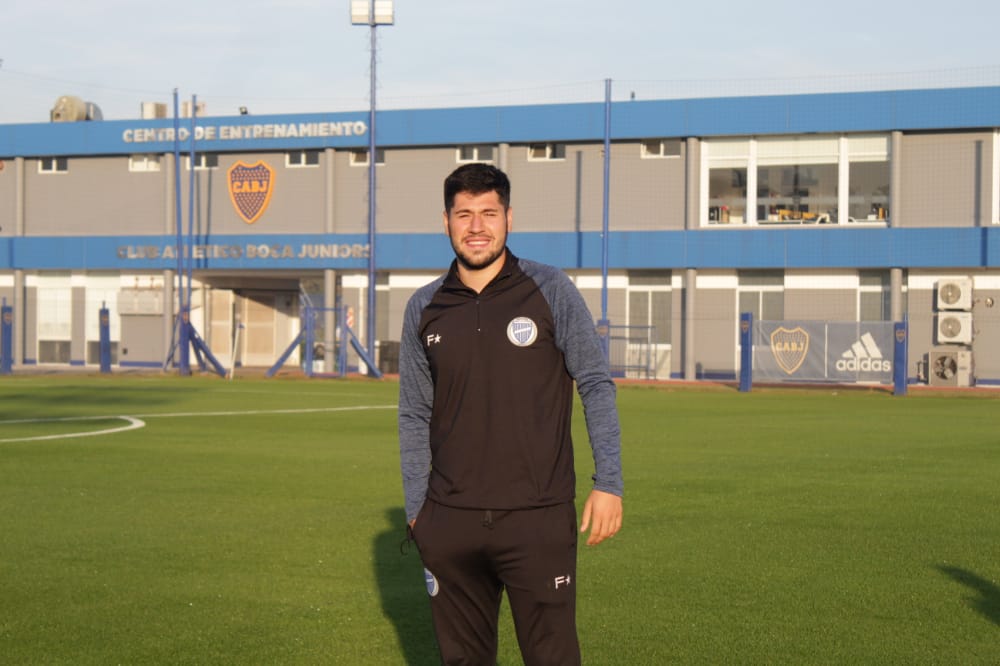 Con 22 años el riocuartense Matías Mellano llegó al cuerpo técnico de Godoy Cruz.