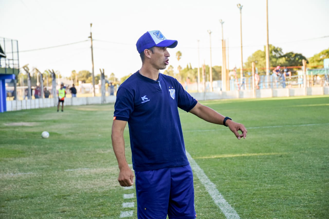 El perfil del nuevo entrenador de Ateneo: Mariano Cambursano