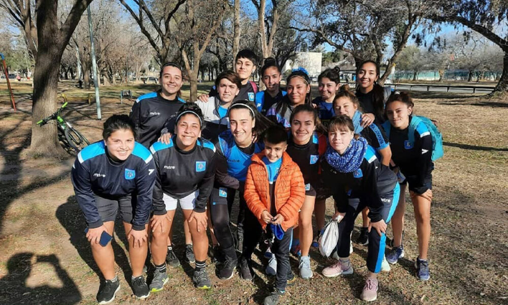 En la máxima categoría, Estudiantes y Toro Club son los dos equipos que regresaron esta semana.