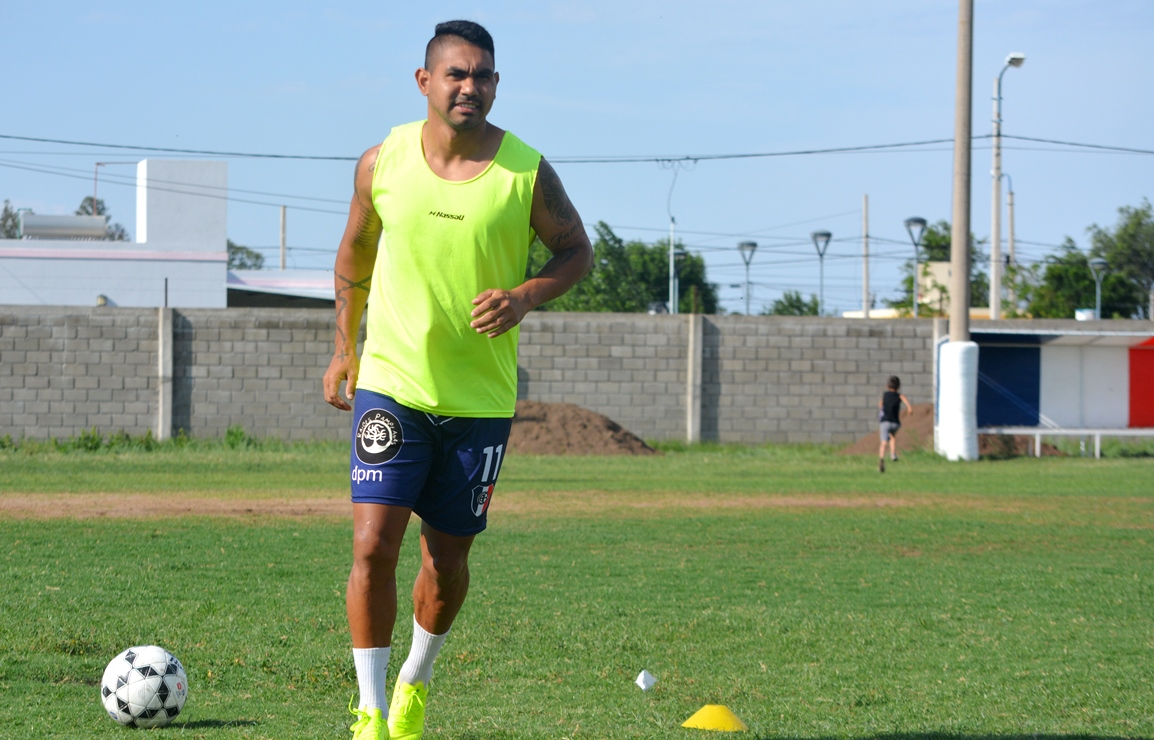 Cristian Oliveira fue uno de los ratificados por la entidad “tricolor” en este reinicio de actividades.