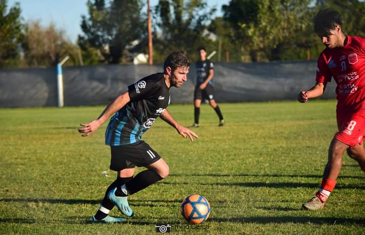 Tres clásicos sobresalen en la continuidad futbolística del sur.