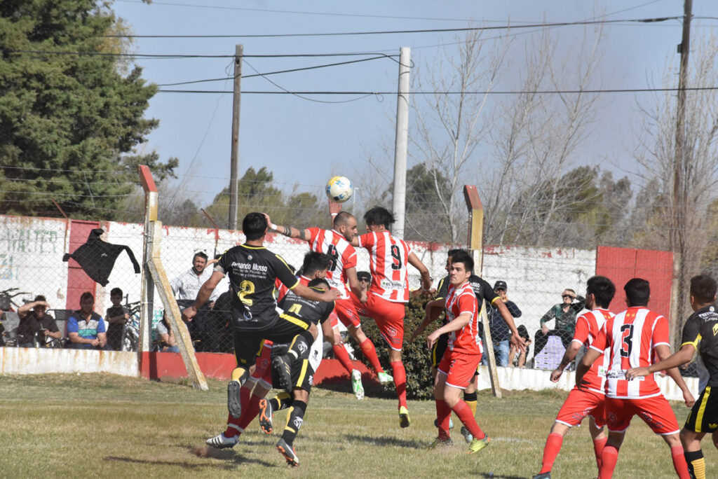 MotoKart y Estrellas jugarán el clásico de Jovita en el cierre del fin de semana.