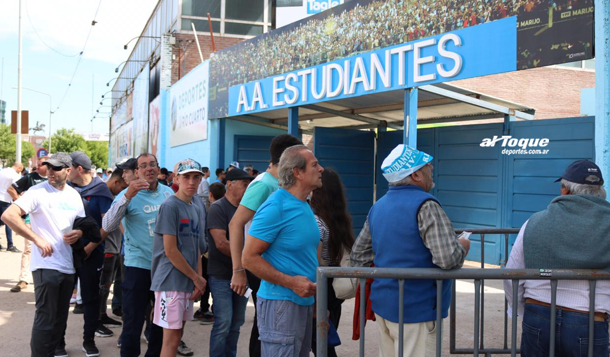 Estudiantes comenzó su venta de anticipadas.