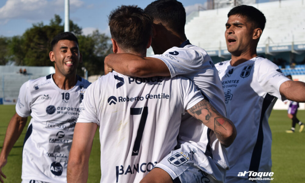 Atenas venció a Alberdi y quedó a un paso de ser campeón.