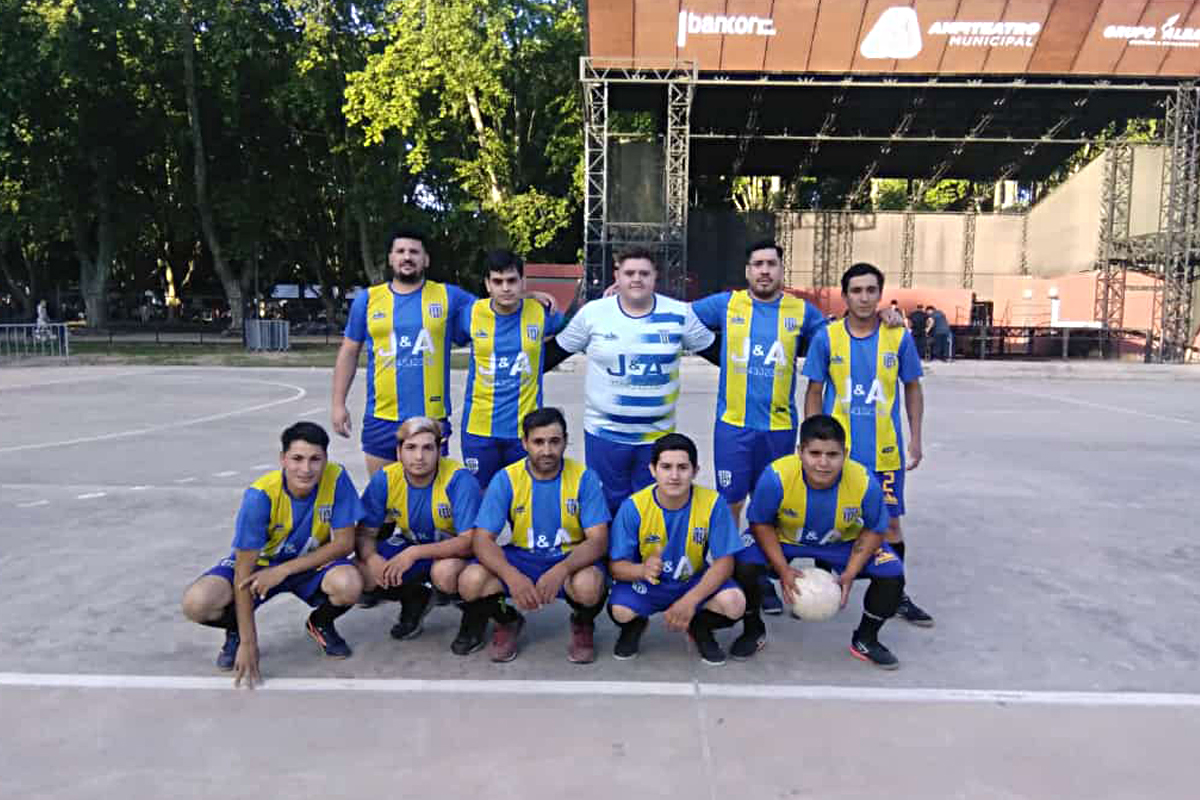 Rosario FC, el equipo más goleado del torneo local de futsal.