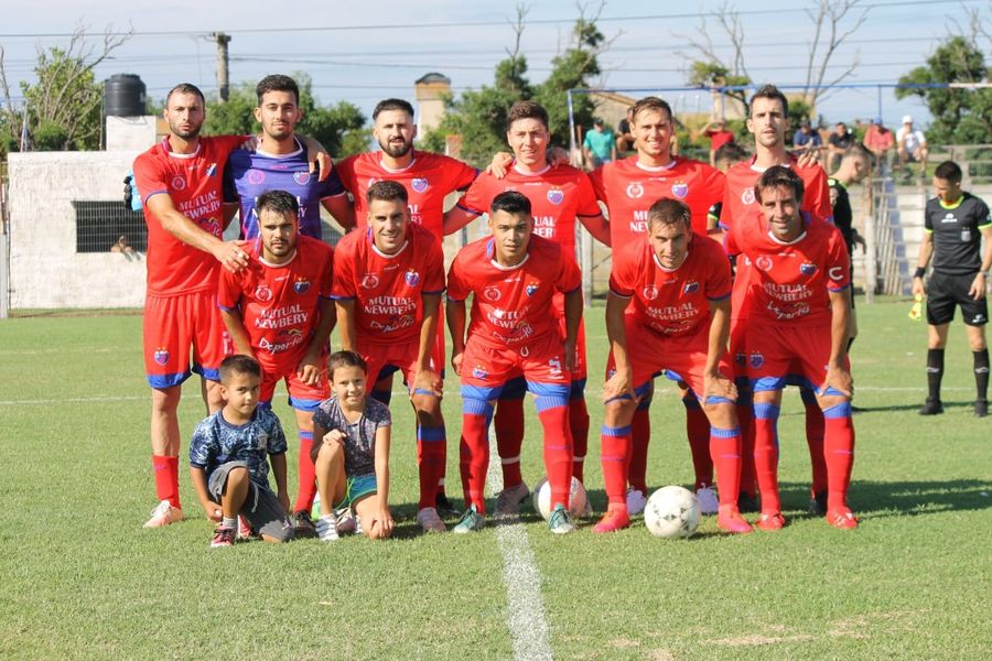 Formación de deportivo y Cultural Serrano que derrotó a Nelson.