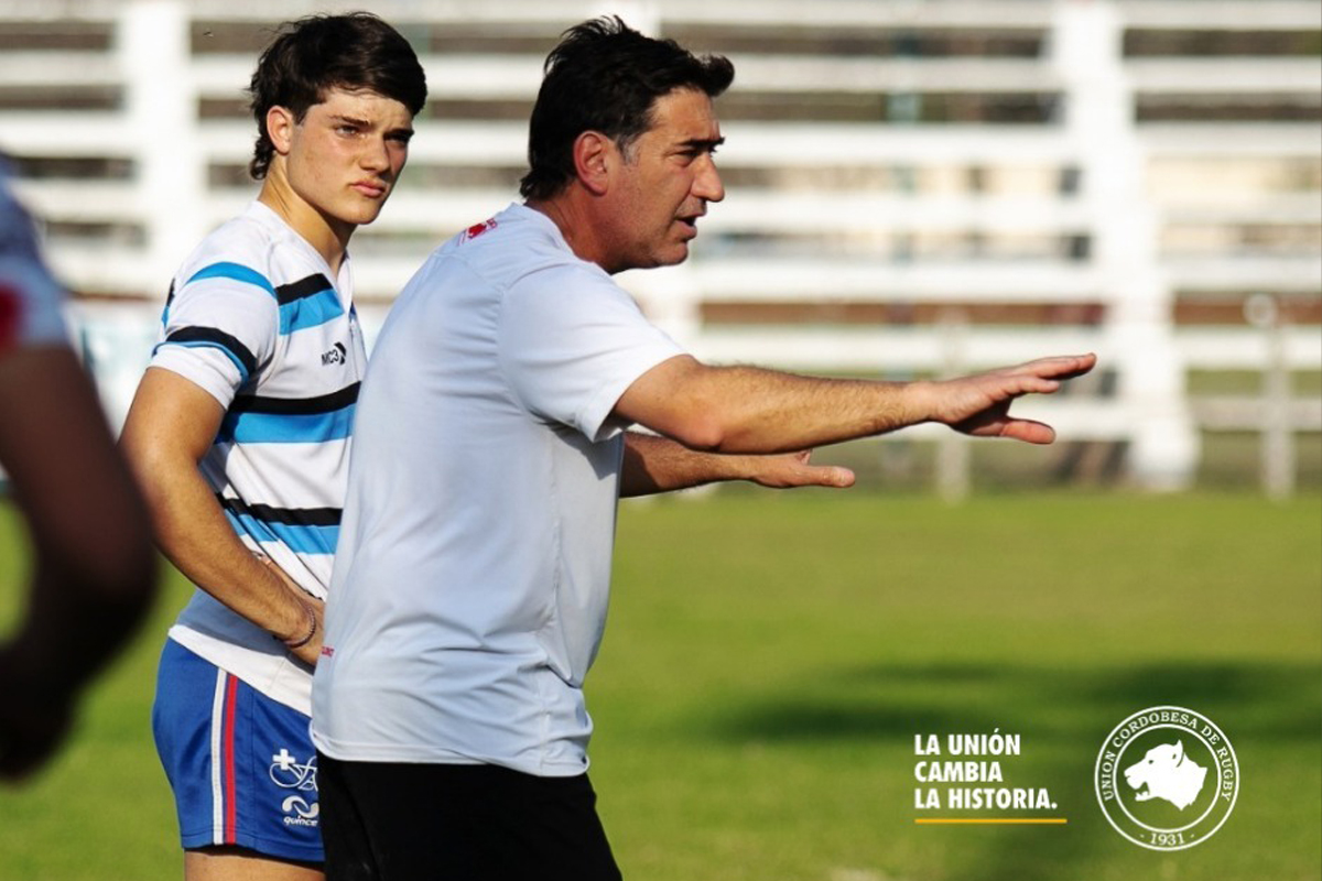 Diego Ghiglione, entrenador de Los Dogos.