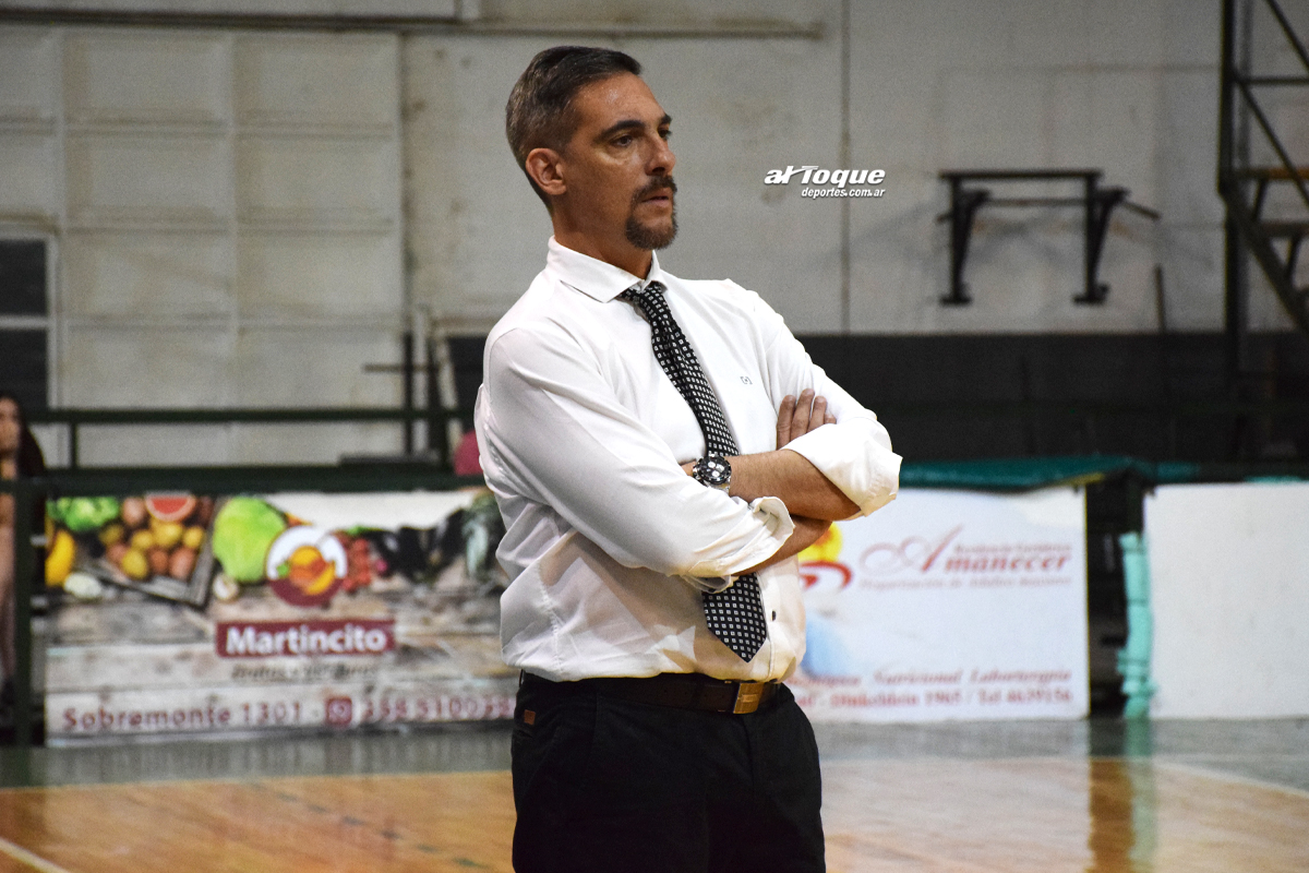 Fernando Aguilar como entrenador de Banda Norte.