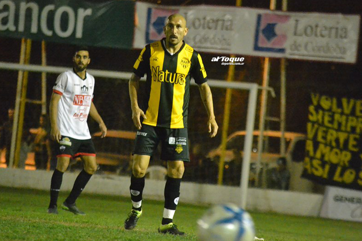 El "Cholo" Guiñazú vuelve al fútbol: jugará en Juventud Agrario de Corralito.