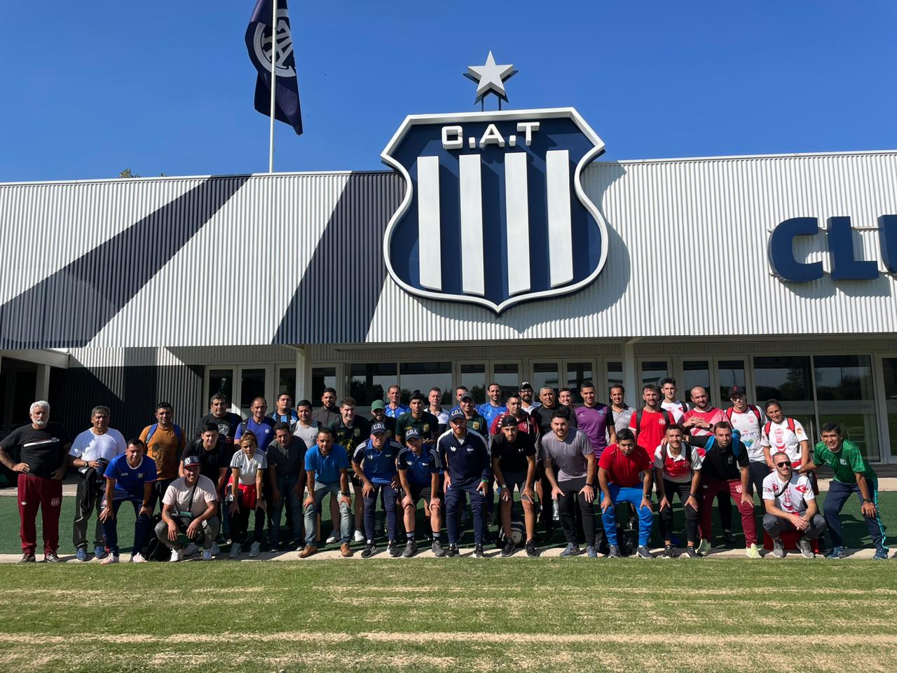 Entrenadores de Everton, San Basilio y Deportivo Río Cuarto compartieron una jornada de trabajo en Talleres.