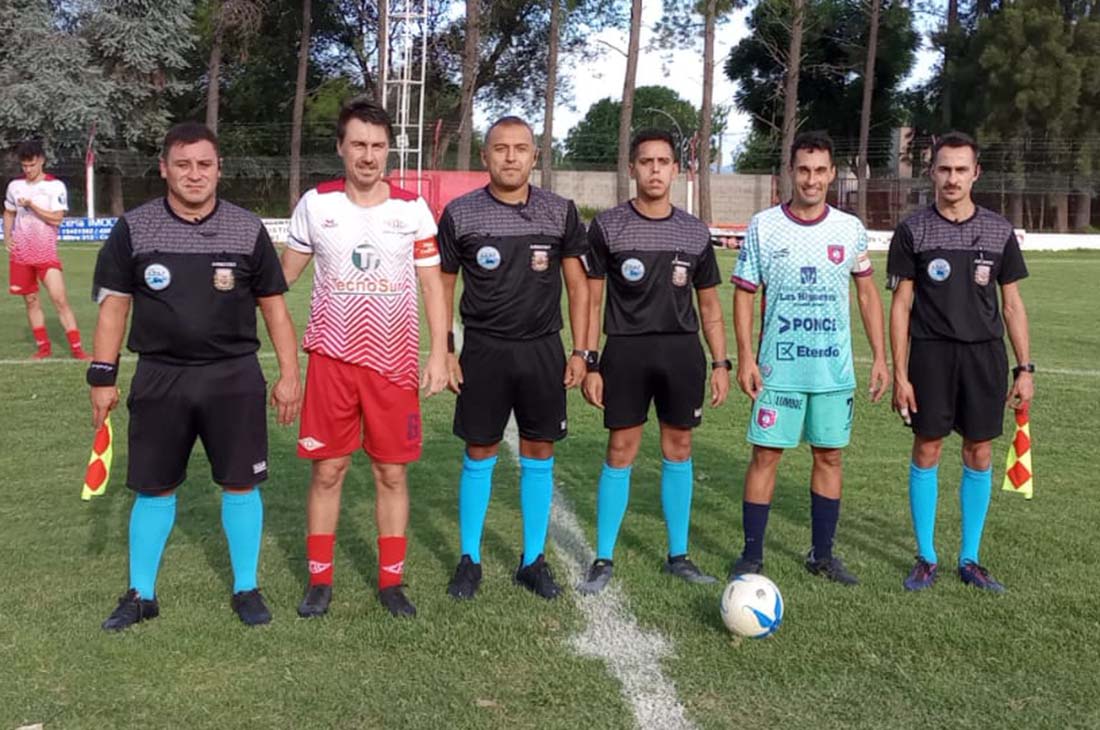 Libertad de Canals goleó este sábado 5 a 0 a Centro Social de las Higueras y avanzó a la siguiente fase del Torneo Provincial.