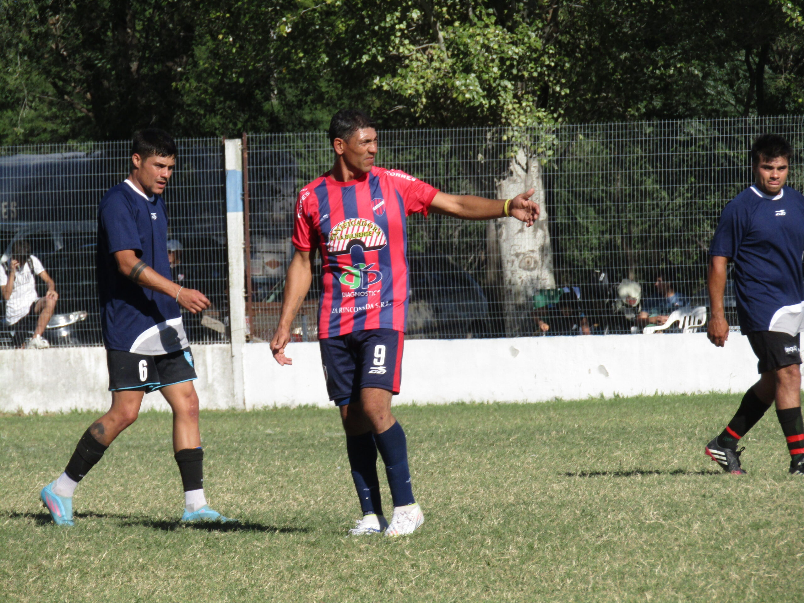 Héctor “Pity” Abayay tiene 41 años y luego de haberse retirado hace 7, y pasar por distintos torneos libres, decidió regresar a la Liga Regional de Río Cuarto.