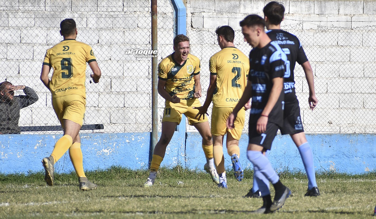 Deportivo Río Cuarto, que hizo de local en cancha de Centro Social Las Higueras, derrotó 2-0 a Municipal de Adelia María.