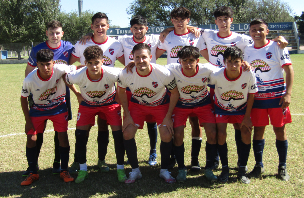 Reserva: Charrense y San Lorenzo de Bulnes mandan en el cierre de la primera rueda en sus zonas.