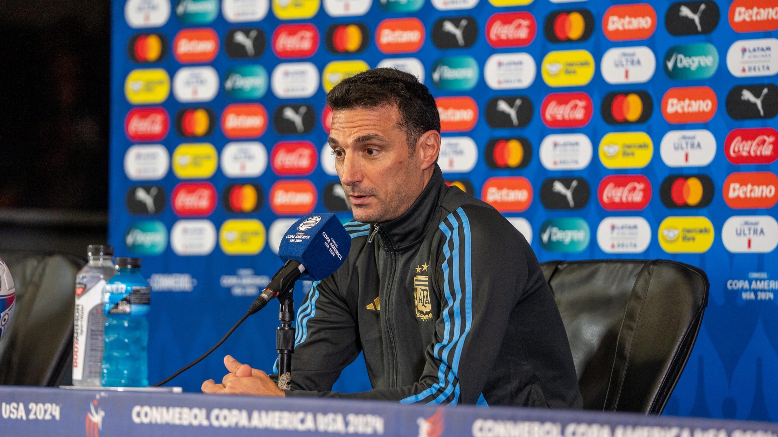 El entrenador de la Albiceleste dialogó con los periodistas después del triunfo ante Canadá en Nueva Jersey por las semifinales del certamen continental.