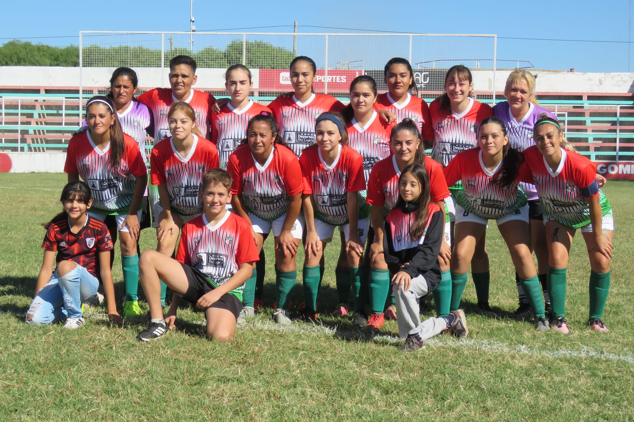 Juventud Unida es baja en el Oficial femenino.