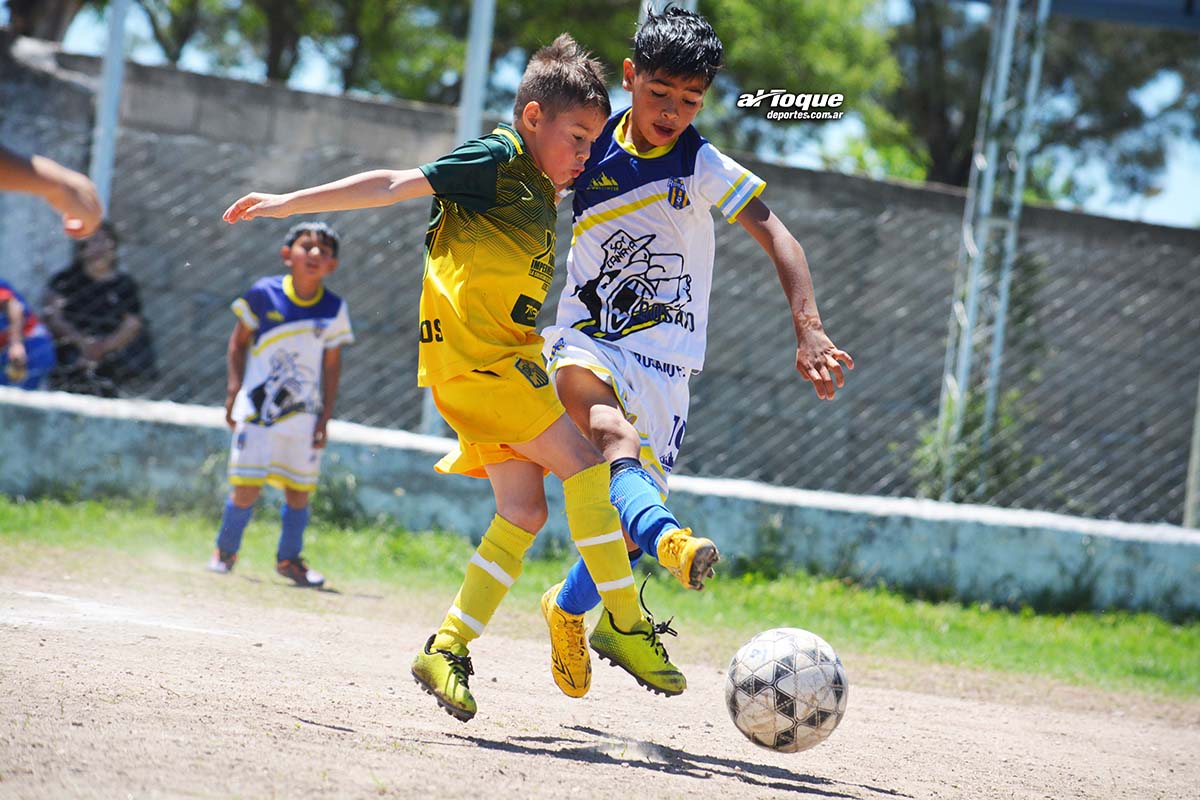 Los torneos Infantojuveniles masculinos “Clemar Penoncello” de la Liga Regional de Fútbol de Río Cuarto continúan su desarrollo.