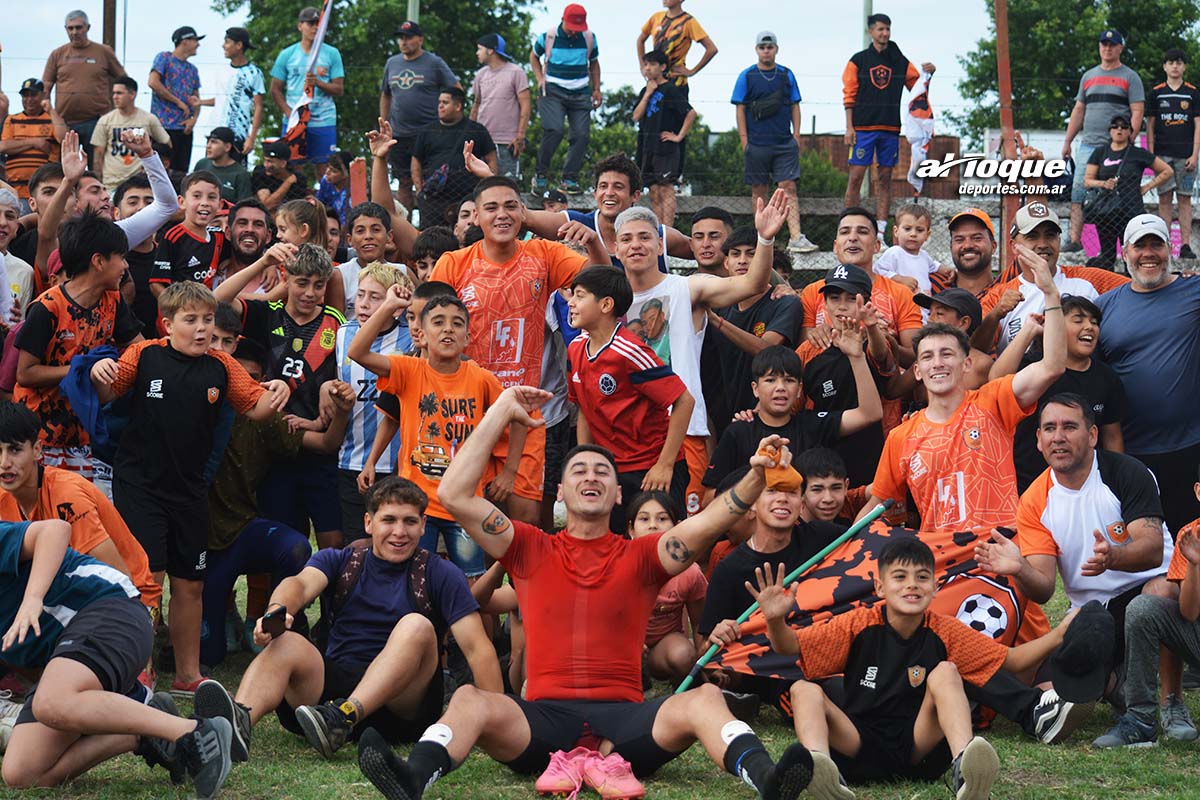 Renato Cesarini le ganaba a Sportivo Municipal 3 a 0 cuando se suspendió el juego y es virtualmente campeón.