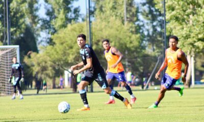 Estudiantes sumó minutos de fútbol visitando a Talleres de Córdoba.