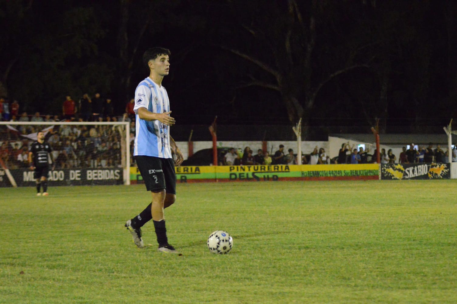 Borgognone: “Fue un debut redondo, conseguimos la victoria y vino acompañado por ese gol”.