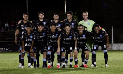 De la mano de su goleador, Estudiantes arrancó con el pie derecho.