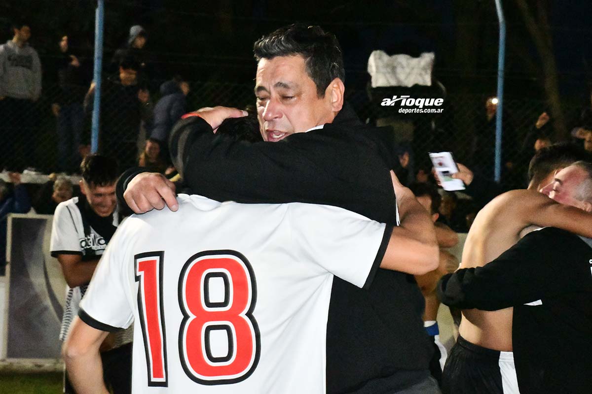 Mariano Oviedo: “En el balance general, más allá de que fueron dos empates, Bell fue superior”.