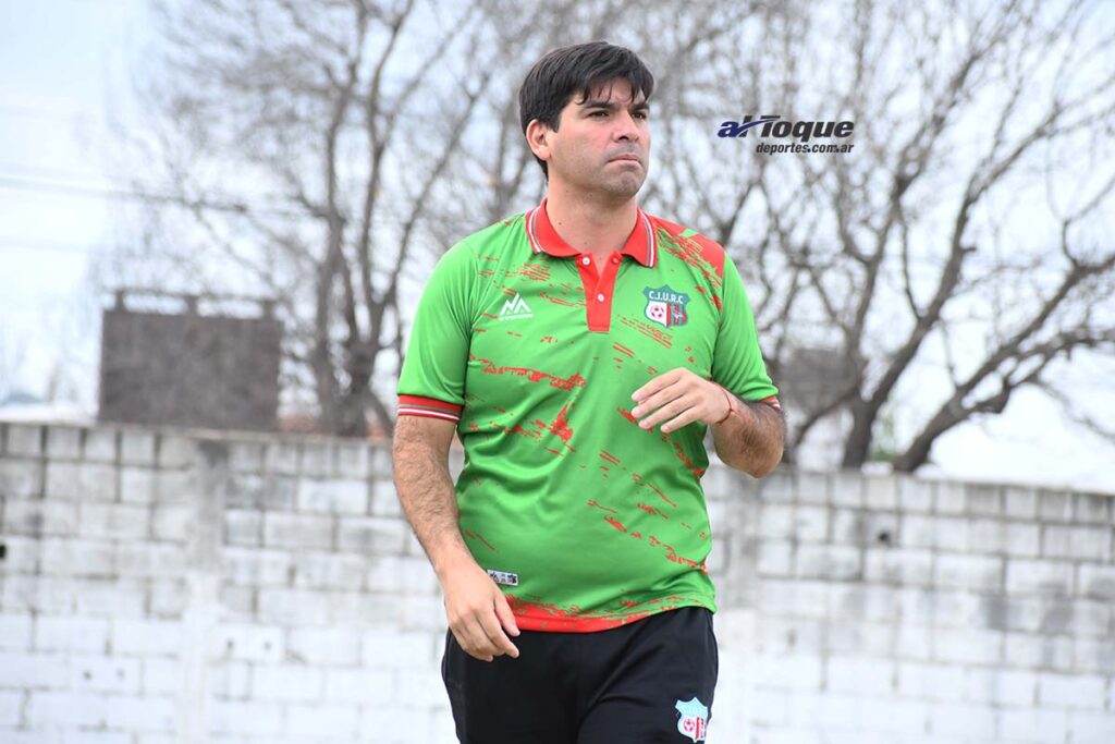 El DT de Juventud Unida de Río Cuarto analizó el presente del equipo, explicó el 6 a 1 logrado ante Rosario y también dejó una mirada a lo que se viene.