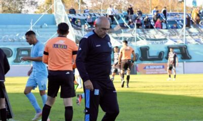 El entrenador de Estudiantes dejó sus reflexiones tras el 0-0 de su equipo ante Chaco For Ever en el marco de la decimoquinta fecha de Primera Nacional. Los “celestes” ganaron uno de los últimos seis partidos y empieza a peligrar la posición dentro de la zona de Reducido. “Este es un punto que al final te vas a dar cuenta si es bueno o malo”, sentenció el DT.