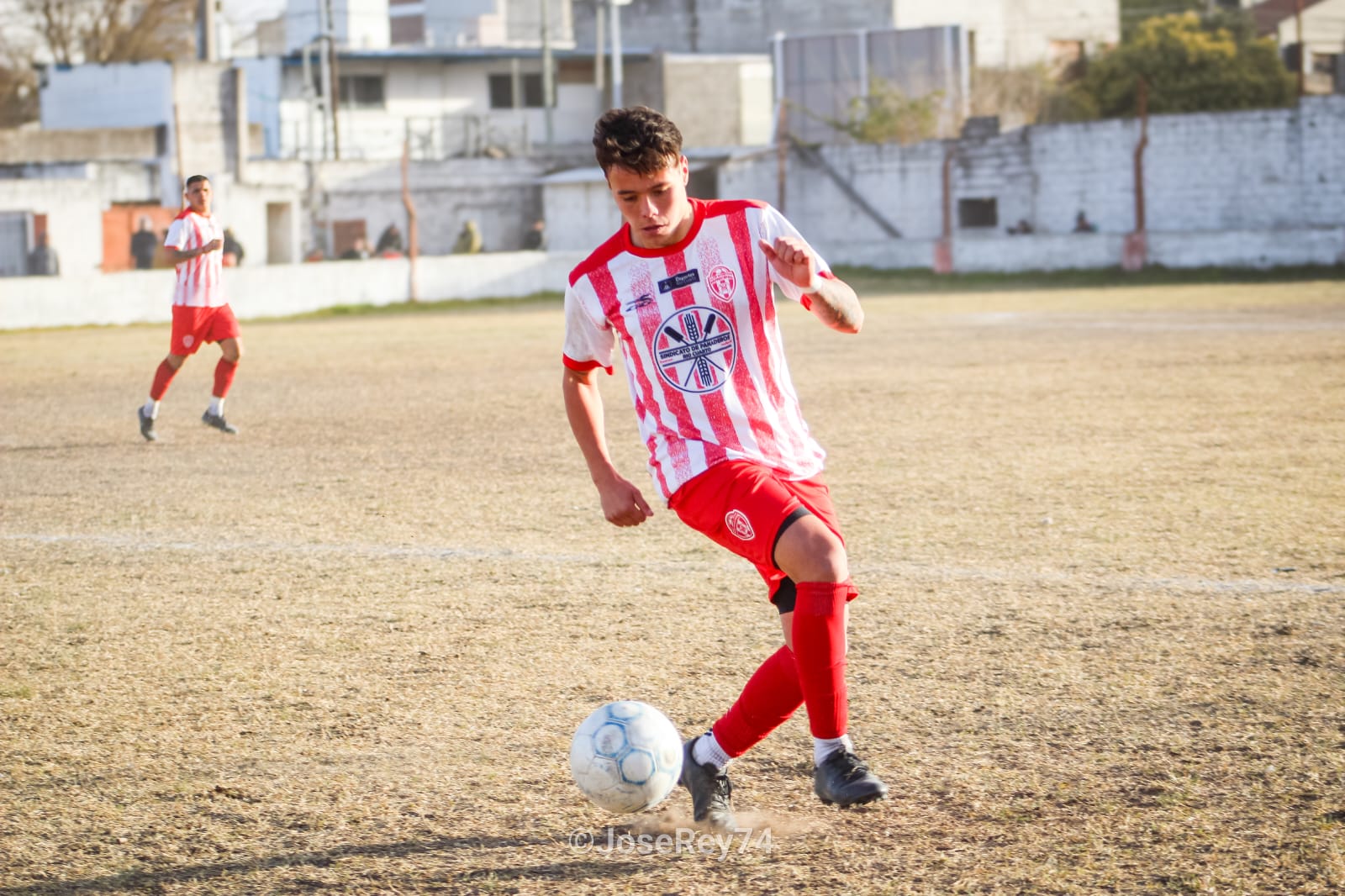 Juan Gigena fue uno de los refuerzos que debutaron con gol.