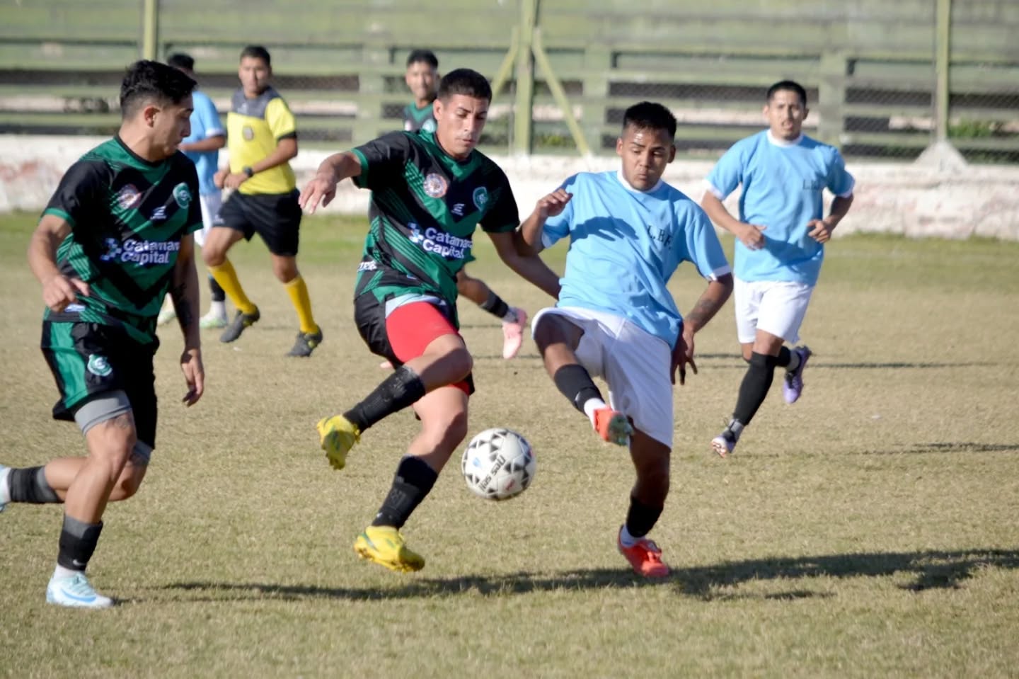 Copa País: Debut con triunfo de las Ligas de Oncativo y Catamarca.