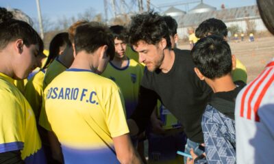Pablo Aimar y el Municipio entregaron materiales deportivos a clubes de la ciudad.