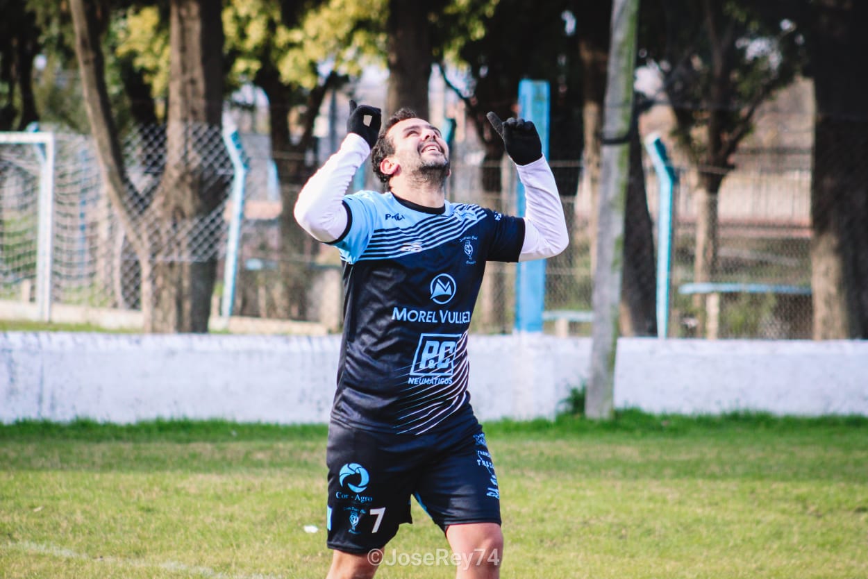 Santa Paula sonrió por primera vez y dejó sin invicto a la “juve”.