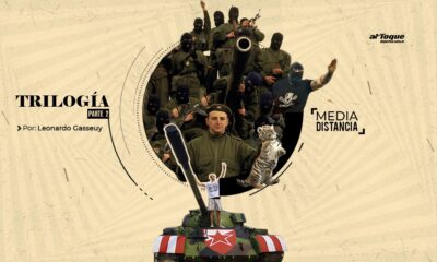 Zeljko Raznatovic (izquierda), conocido como Arkan. Una figura cercana a la política y al fútbol que provocó crímenes contra la humanidad y constituyó Los Tigres de Arkan, un grupo paramilitar que masacró en la Guerra de los Balcanes.