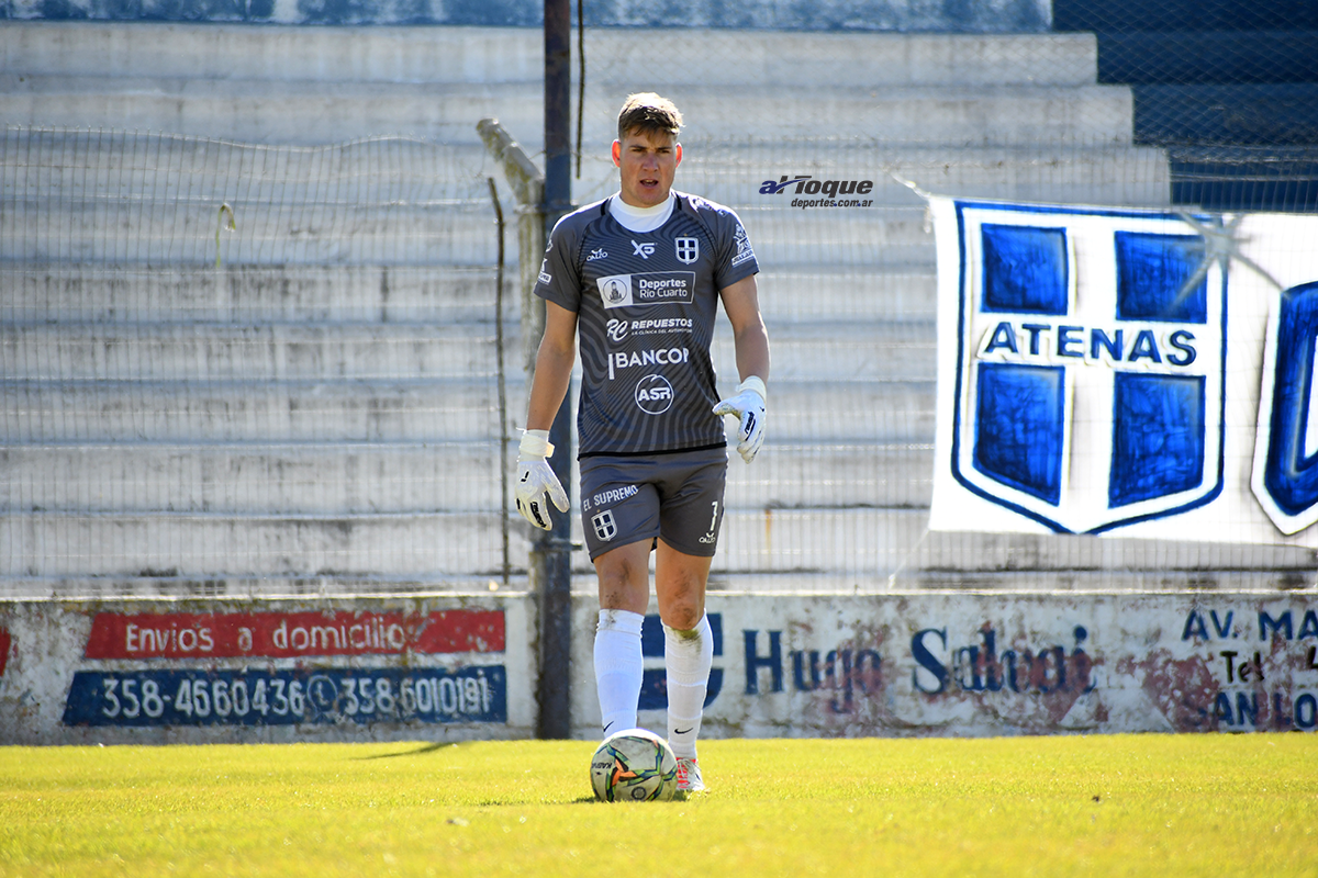 El arquero de Atenas fue uno de los que formó opinión tras el empate sin goles ante Kimberley de Mar del Plata por la primera fecha de la Fase Campeonato del Federal A. “Esto recién arranca, lo positivo es que tampoco nos convirtieron y eso hay que valorarlo”, sentenció.