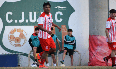 El delantero de Sportivo Municipal ingresó en el segundo tiempo, anotó el segundo gol de su equipo en el empate 2-2 ante Juventud Unida de Río Cuarto.
