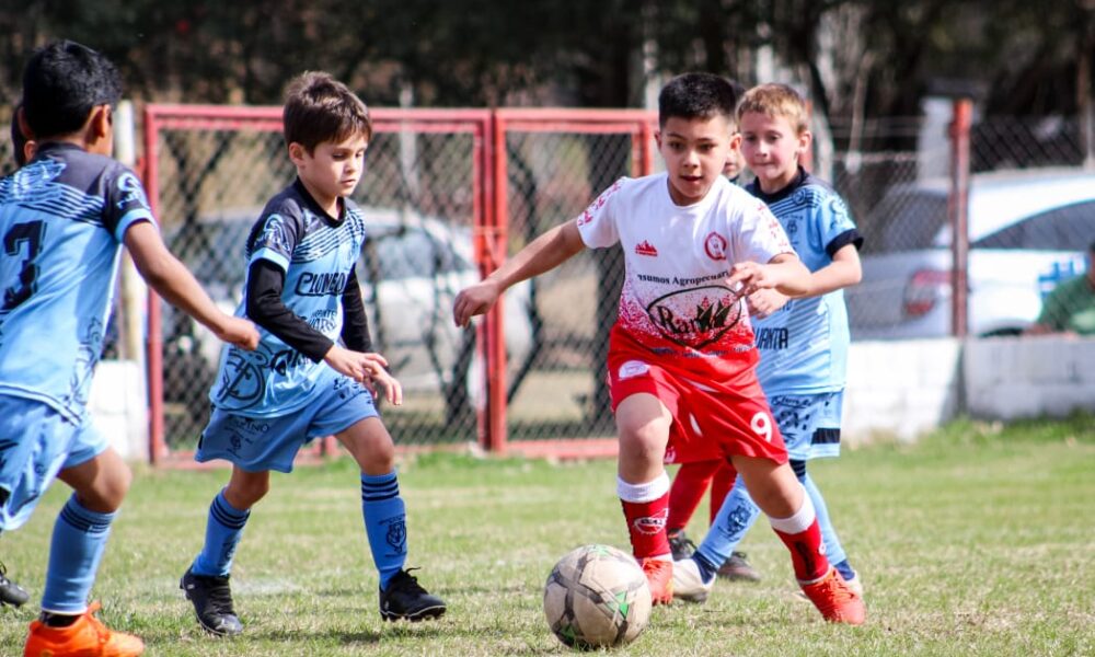 Este sábado, con adelantos en la noche del viernes, se jugó la decimoctava jornada de los campeonatos formativos masculinos, que retomaron la actividad luego de 3 semanas.