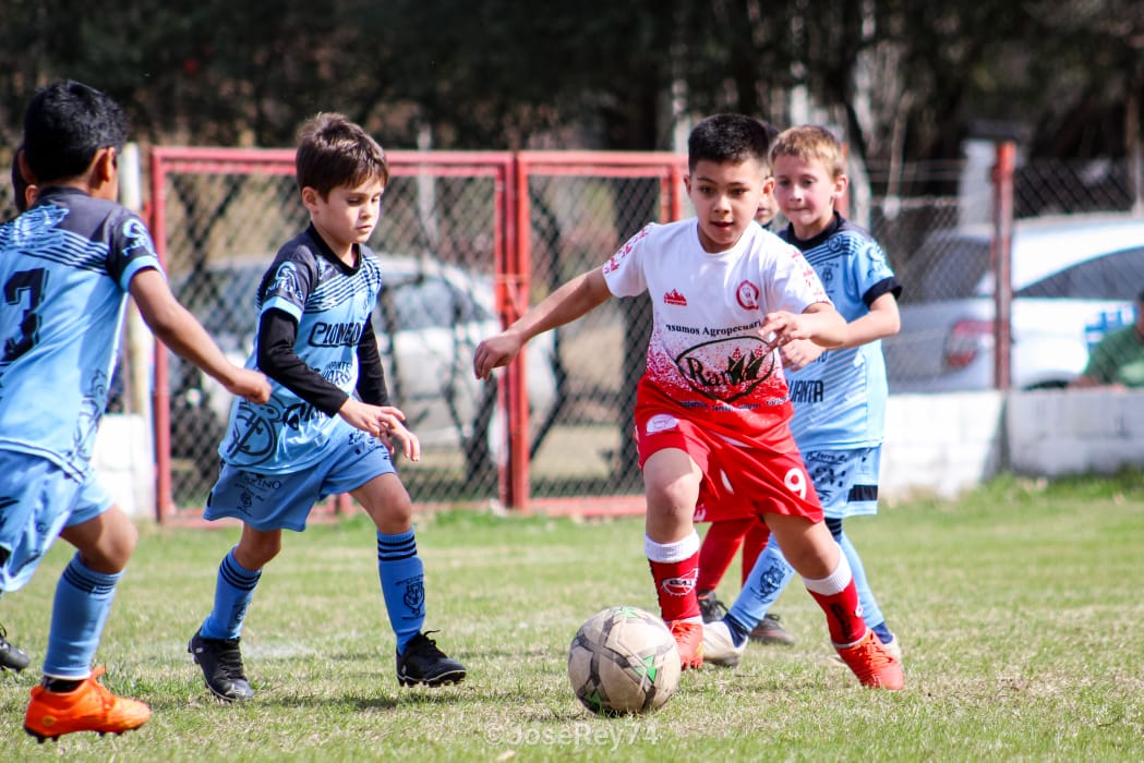 Este sábado, con adelantos en la noche del viernes, se jugó la decimoctava jornada de los campeonatos formativos masculinos, que retomaron la actividad luego de 3 semanas.