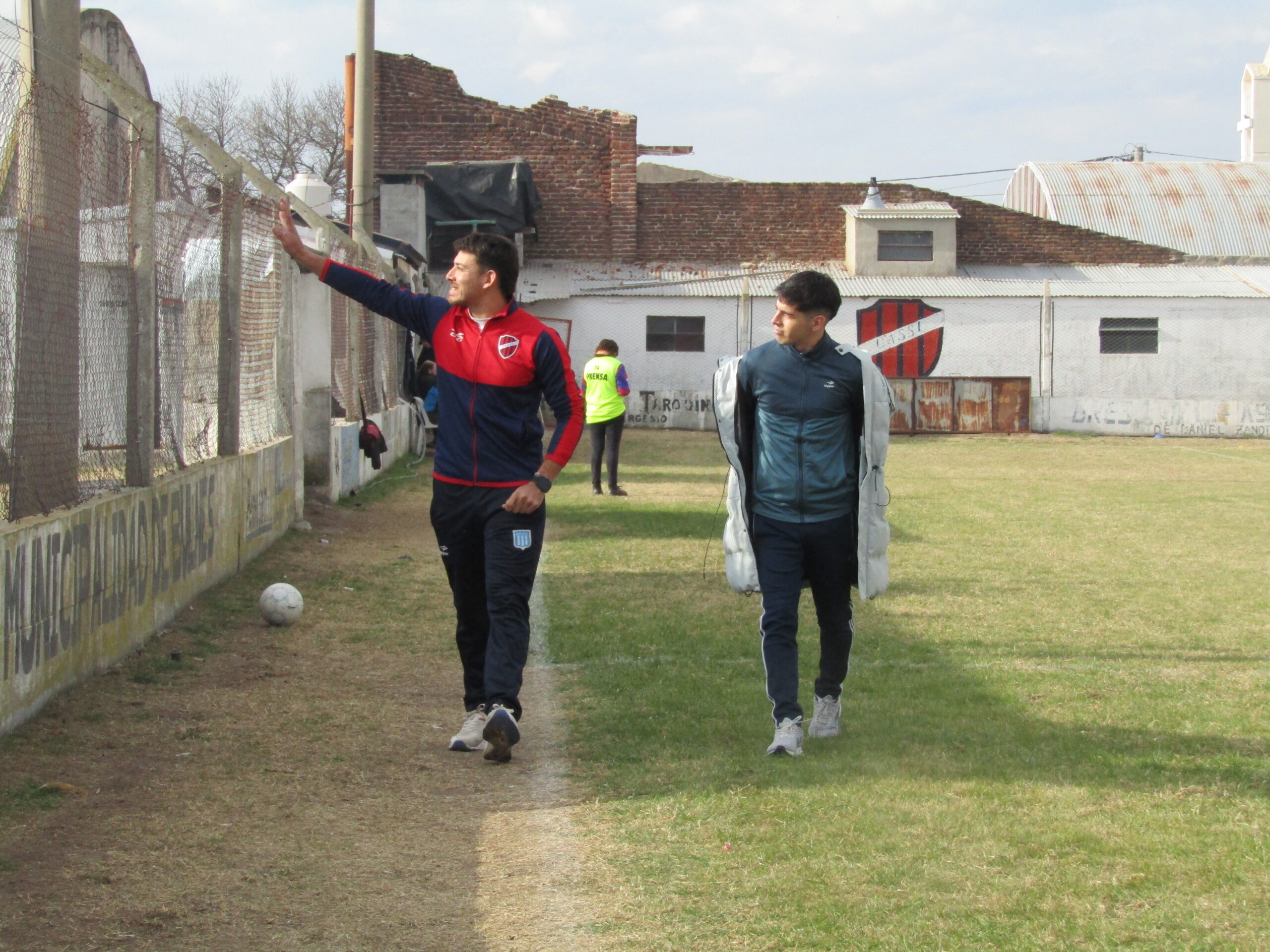 La dupla técnica más joven del fútbol regional encabeza a San Lorenzo de Bulnes.