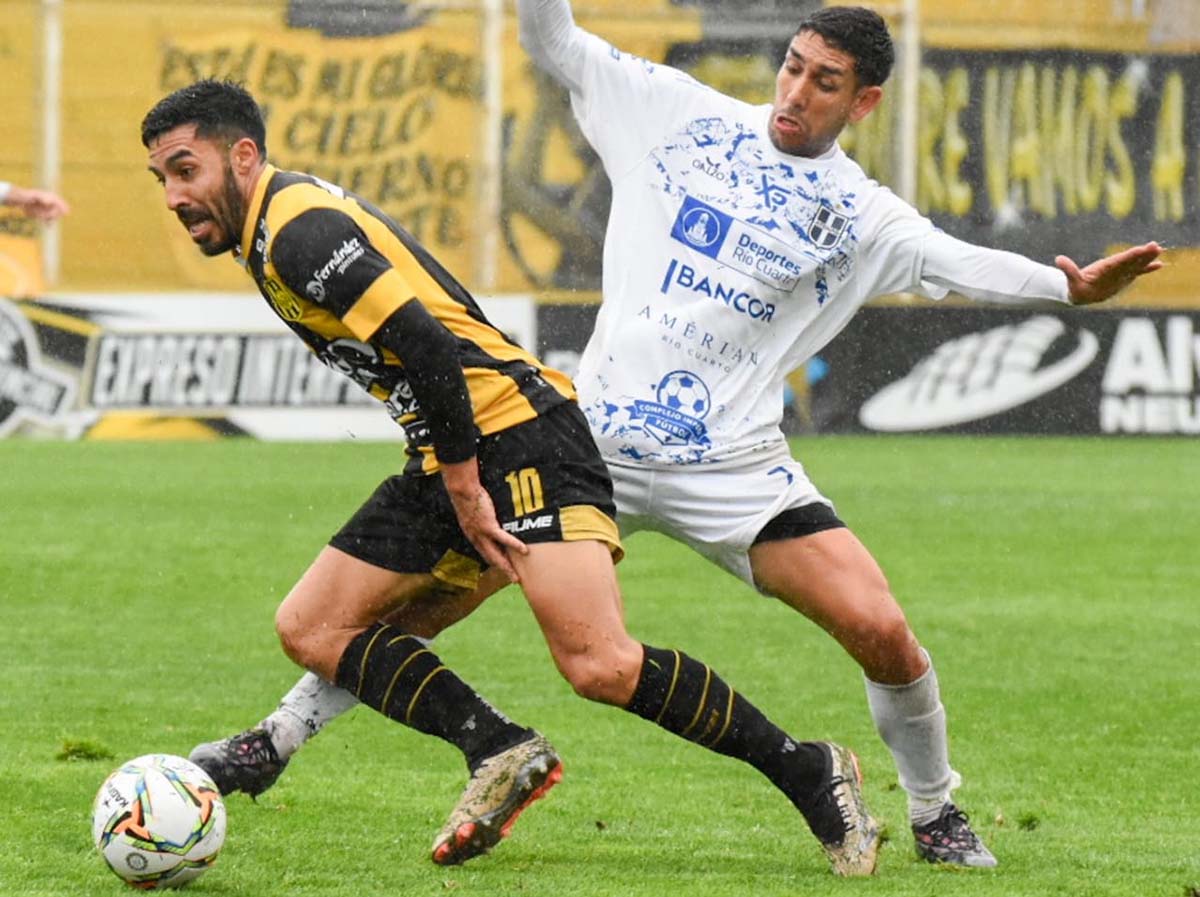 Atenas igualó sin goles en su visita a Olimpo en el marco de la séptima fecha de la Fase Campeonato del Torneo Federal A. El equipo de Leva sigue invicto y por momento en puestos de clasificación.
