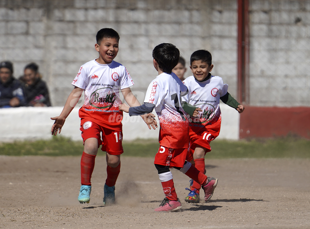 Este sábado se completó la fecha 22, que había tenido su inicio el viernes de la semana anterior, de los torneos Infantiles y Juveniles masculinos de la Liga Regional de Río Cuarto. Los resultados.