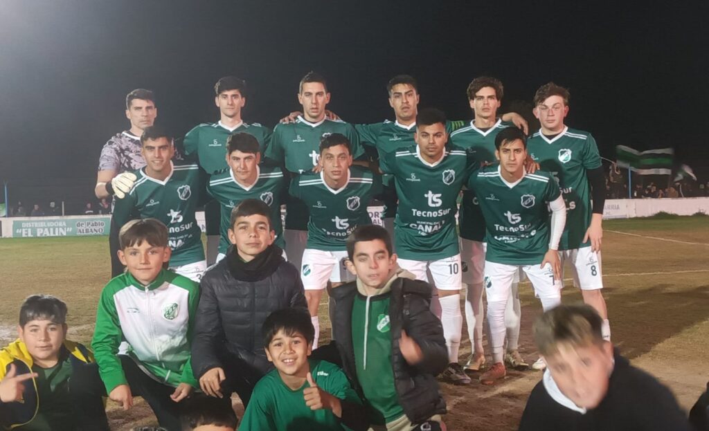 Canalense festejó en La Carlota y jugará la Copa Córdoba.